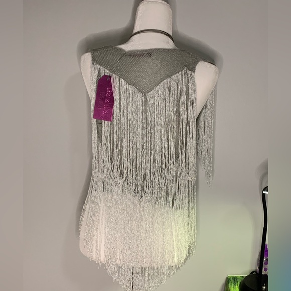 Stunning Fringe Metallic Vest - Picture 2 of 9